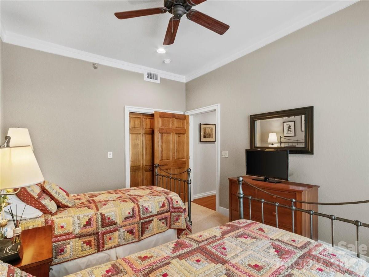 45 Creekside Way #I202 thumbnail image 30