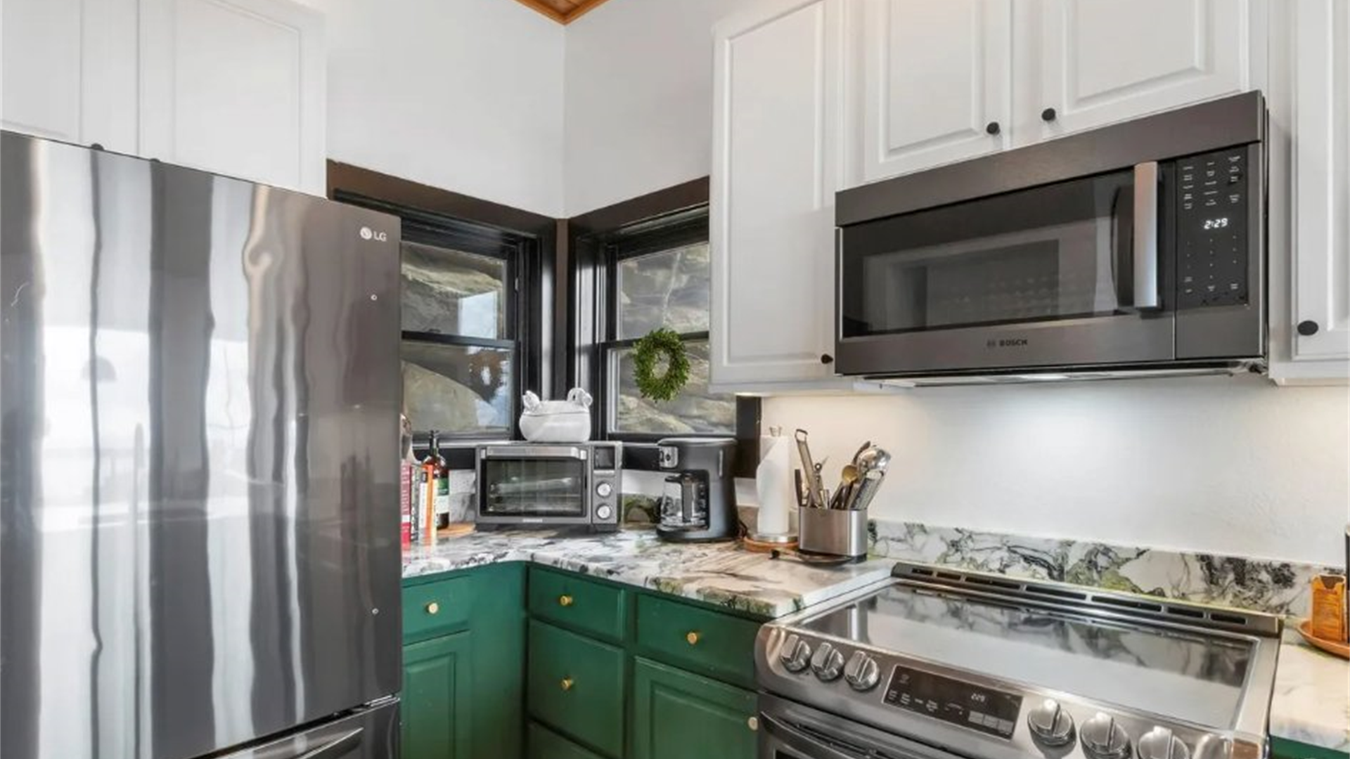 30 Club Villa Court B/5 thumbnail image 23