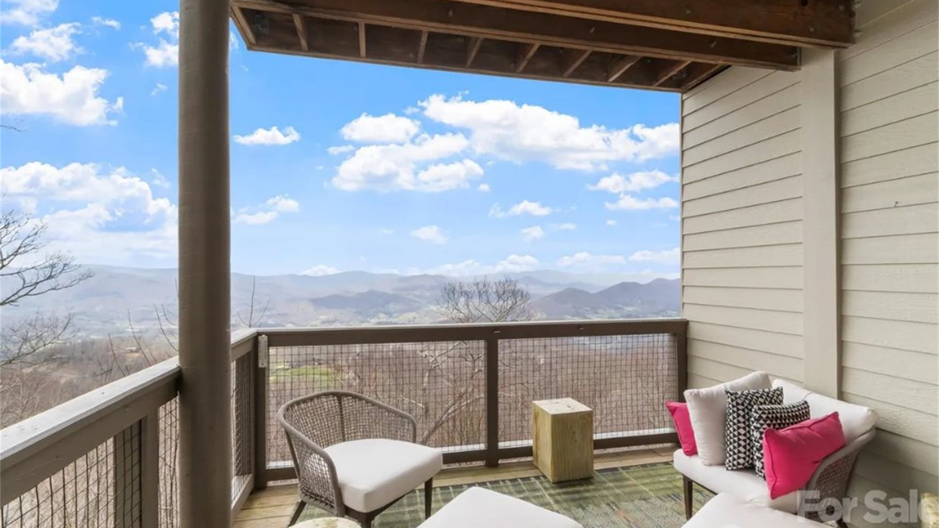 30 Club Villa Court B/5 thumbnail image 43