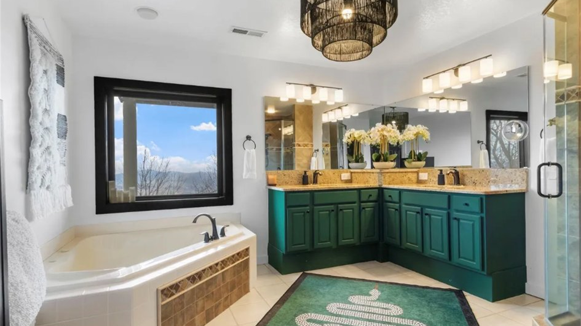 30 Club Villa Court B/5 thumbnail image 64