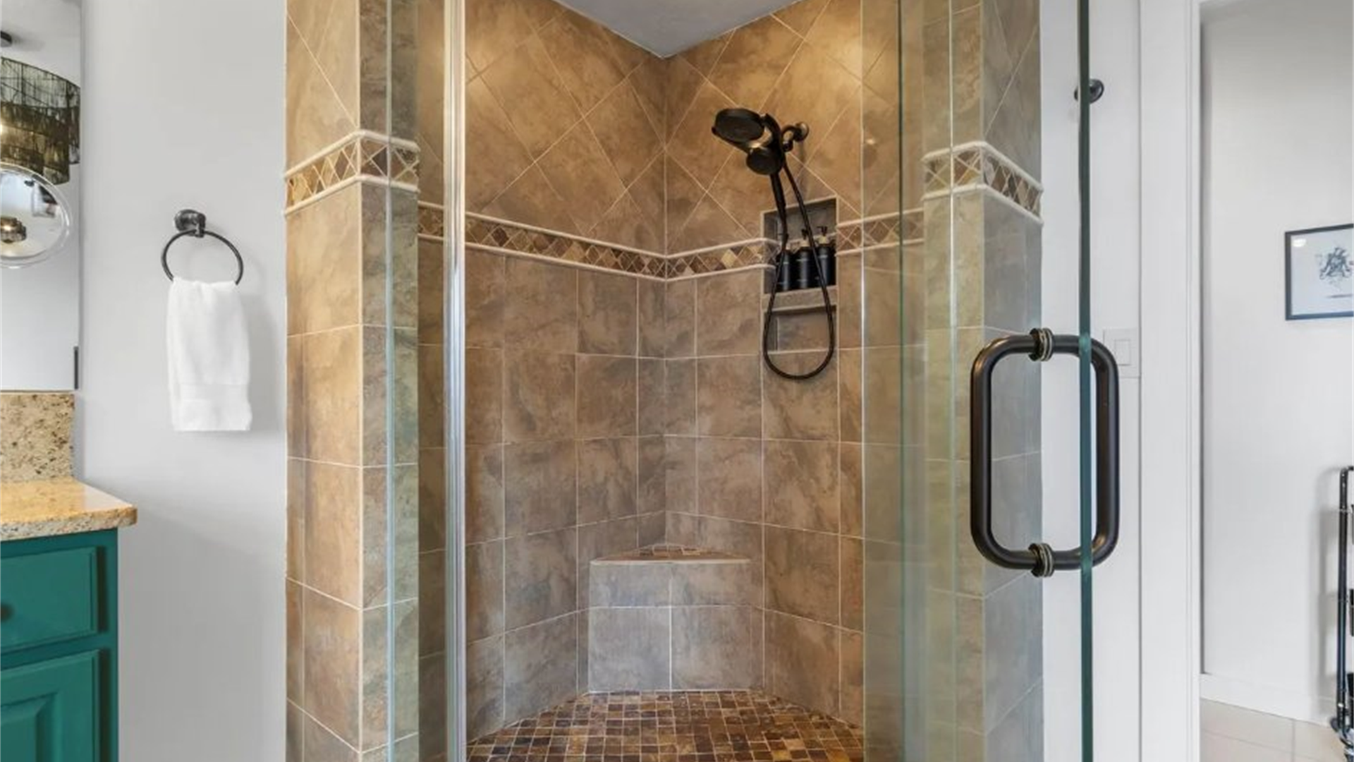 30 Club Villa Court B/5 thumbnail image 68